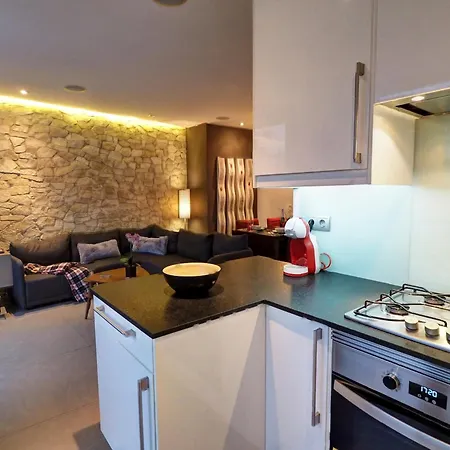 Apartment Chic By Hello Homes